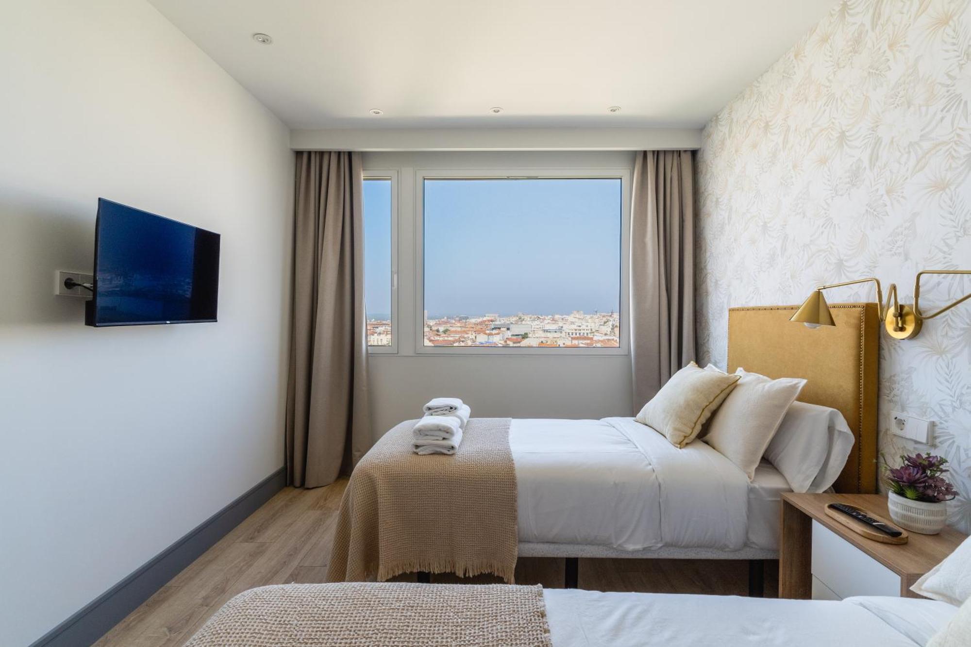 Modern And Bright-2Bedrooms 1Bathroom-Colon Madrid Exterior photo